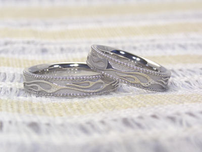 フレームスパターン　結婚指輪