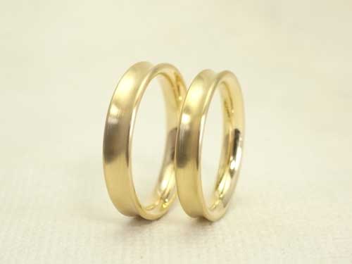 凹面 （逆R面） のシンプルな結婚指輪