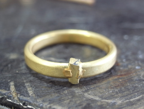 シンプルな結婚指輪のサイズ直し02