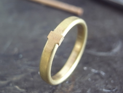 シンプルな結婚指輪のサイズ直し04