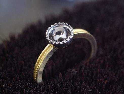 アンティーク調のダイヤ付きの指輪の製作過程　03