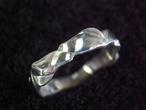 俄の結婚指輪を変形直し、サイズ直し 09