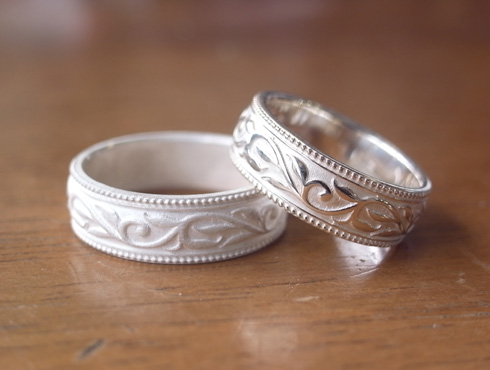 唐草模様の結婚指輪
