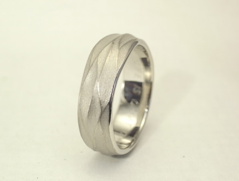 NO.181 手作り風の結婚指輪（プラチナ）03