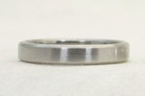NO.08 ストレートフォルムの結婚指輪　側面半円