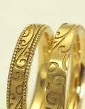 唐草柄の結婚指輪｜18Kゴールドにミルグレイン