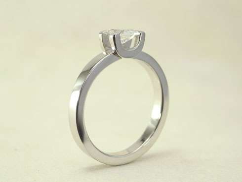 オリジナル　スクエアダイヤモンド （プリンセスダイヤ）の婚約指輪