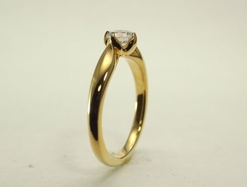 オリジナル　柔らかい雰囲気の婚約指輪
