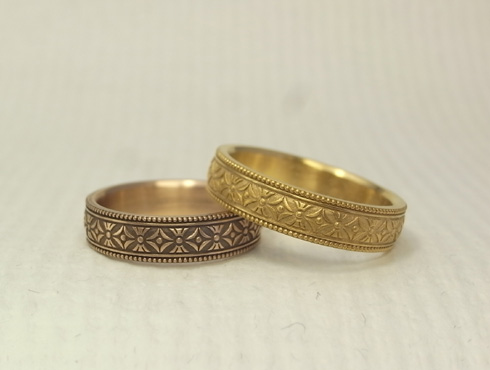 縁起の良い柄（七宝柄、吉祥文様）を彫刻した結婚指輪 03