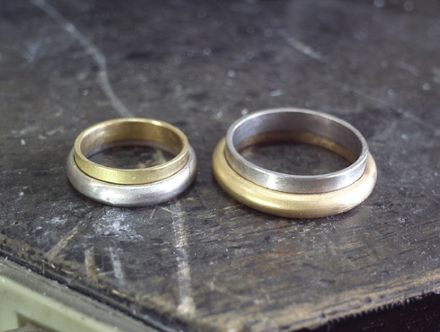 コンビで製作した こだわりのあるシンプルな結婚指輪06