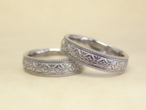 縁起の良い柄、吉祥文様を彫刻した結婚指輪（プラチナ） 03