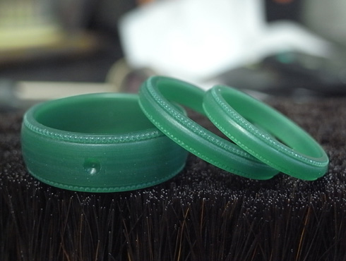 ぷっくり、まん丸なミル打ち（ミルグレイン）の結婚指輪　鋳造前の本番用ワックス