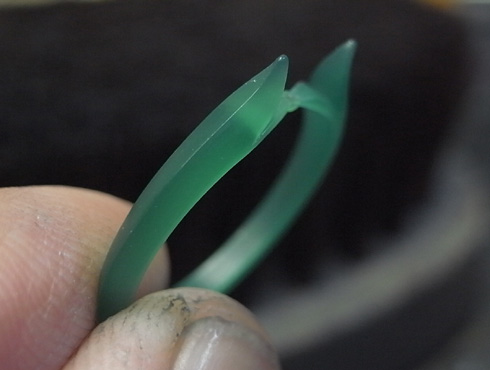 腕のワックス画像　峰のエッジが綺麗なラインで表現されてるのが分かります。